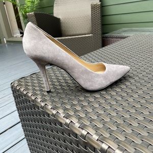 Ann Taylor grey heels